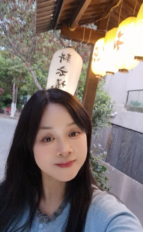 伊伊的第一张照片--长沙相亲服务中心