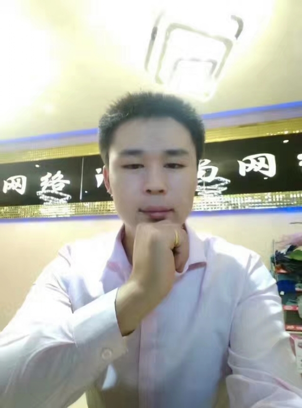 沉默寡言的第一张照片--长沙相亲服务中心