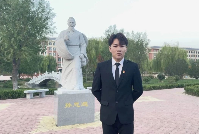 尚明月的第一张照片--长沙相亲服务中心