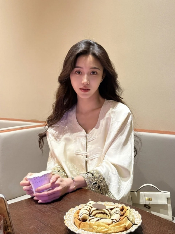 Anna的第一张照片--长沙相亲服务中心