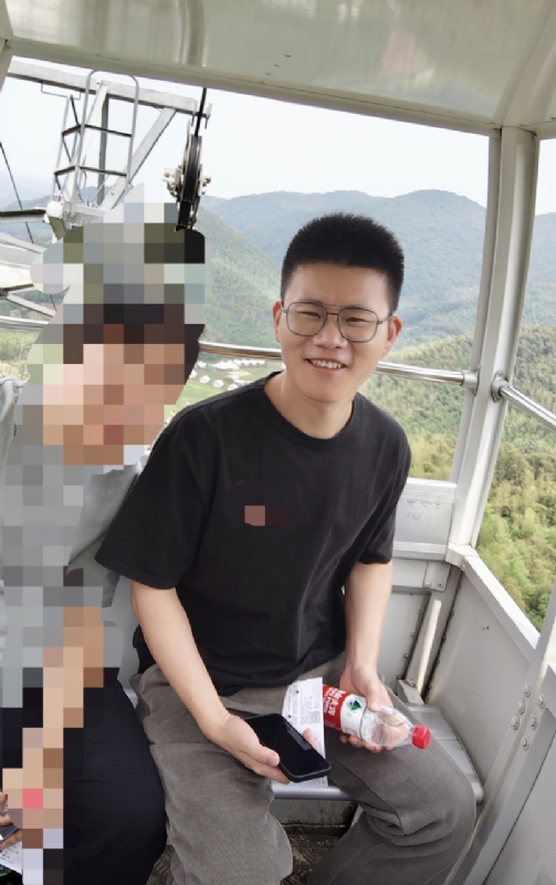 奔奔笨笨的第一张照片--长沙相亲服务中心