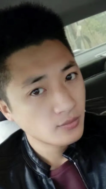 小汤米的第二张照片--长沙相亲服务中心