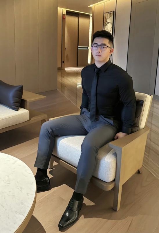 李寒外改英文可家的第一张照片--长沙相亲服务中心