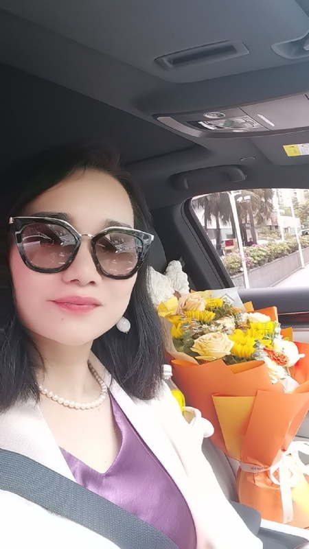 Apple的第一张照片--长沙相亲服务中心