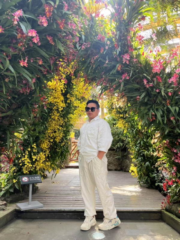 少一点的第一张照片--长沙相亲服务中心