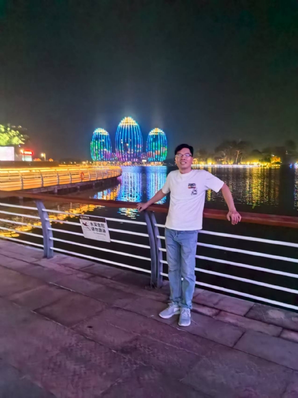 千年老妖的第一张照片--长沙相亲服务中心