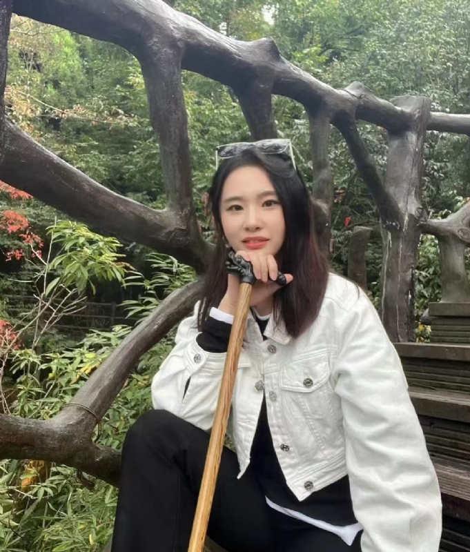 琪琪的第一张照片--长沙相亲服务中心