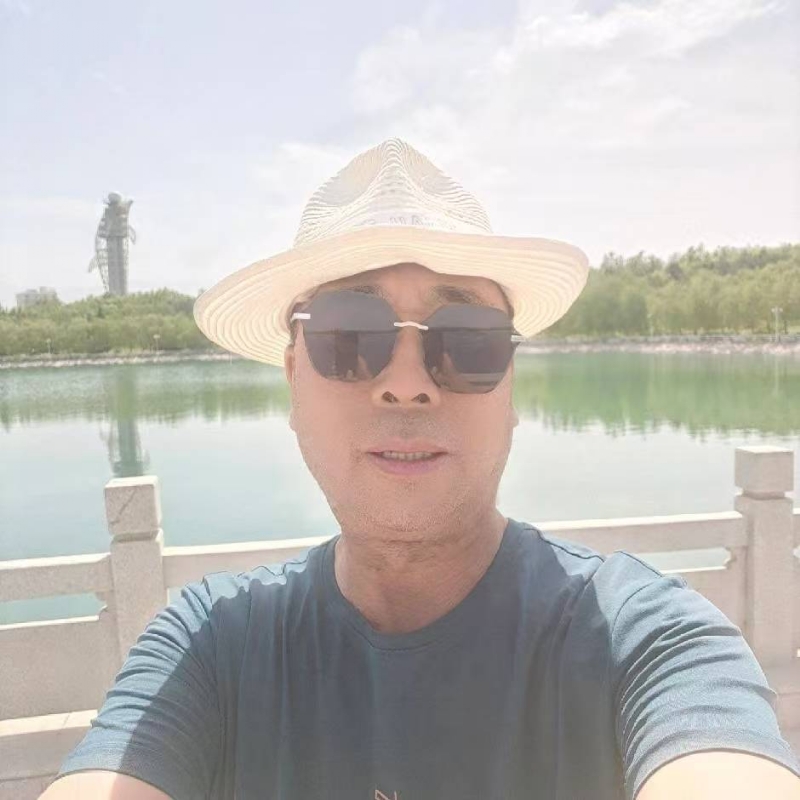 有钱人的第二张照片--长沙相亲服务中心