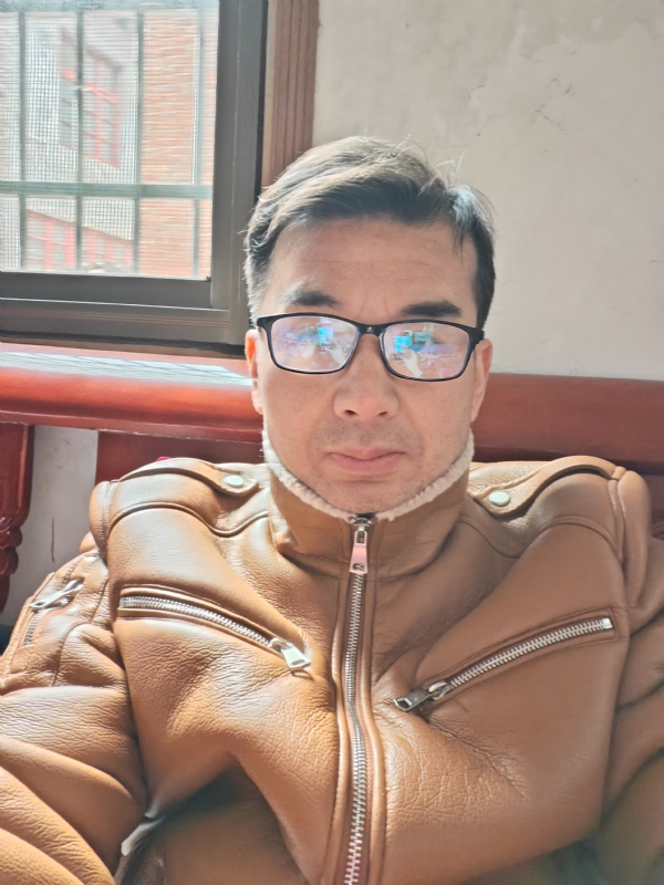 弹簧的第一张照片--长沙相亲服务中心