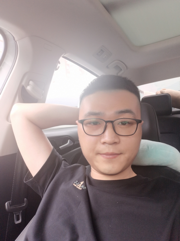 JingY的第一张照片--长沙相亲服务中心