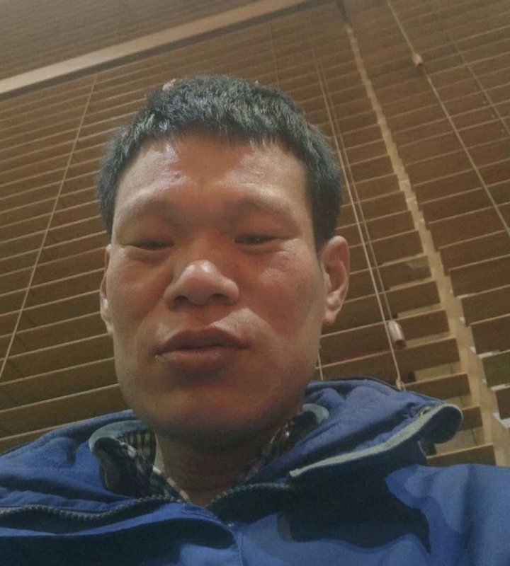 爱你在心口难开的第一张照片--长沙相亲服务中心