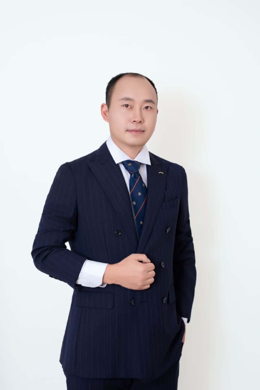 前程似锦的第一张照片--长沙相亲服务中心