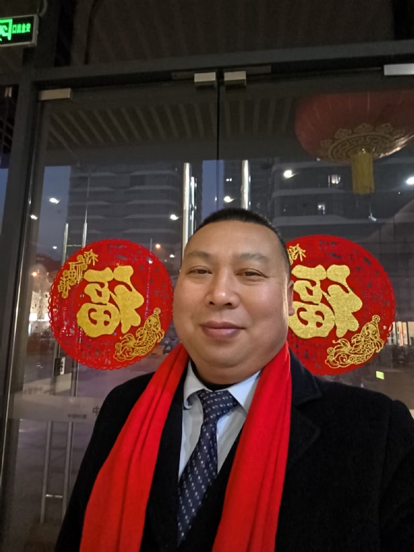 半百悟红尘的第一张照片--长沙相亲服务中心