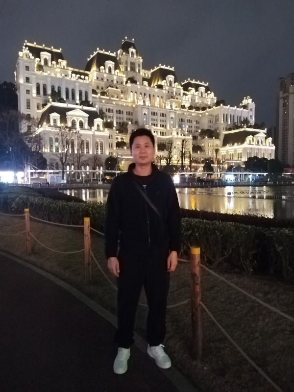 另一半的她的第三张照片--长沙相亲服务中心