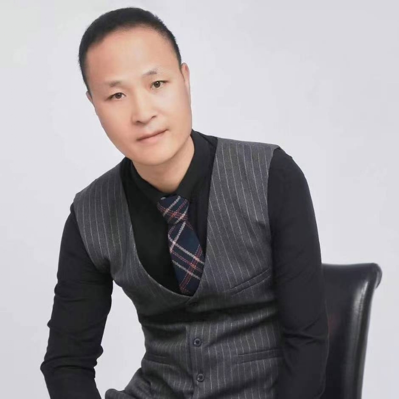 子昂的第二张照片--长沙相亲服务中心